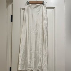Abercrombie white silk slit skirt